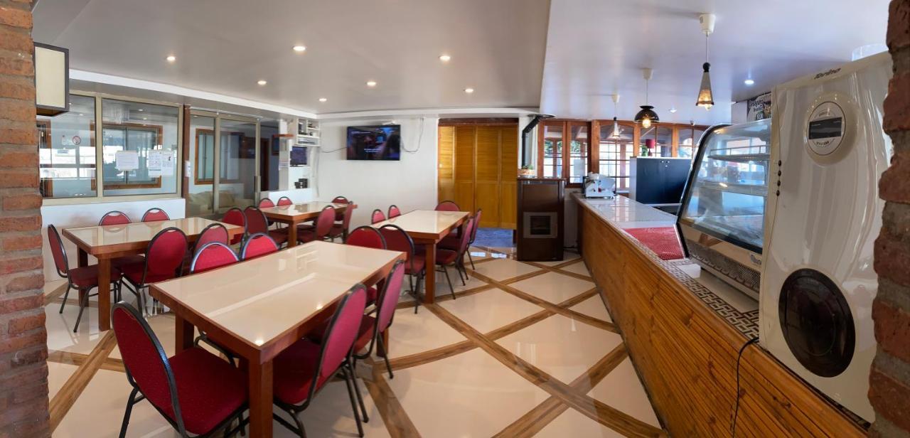Residencial Victoria Said Hotel Linares Exterior foto