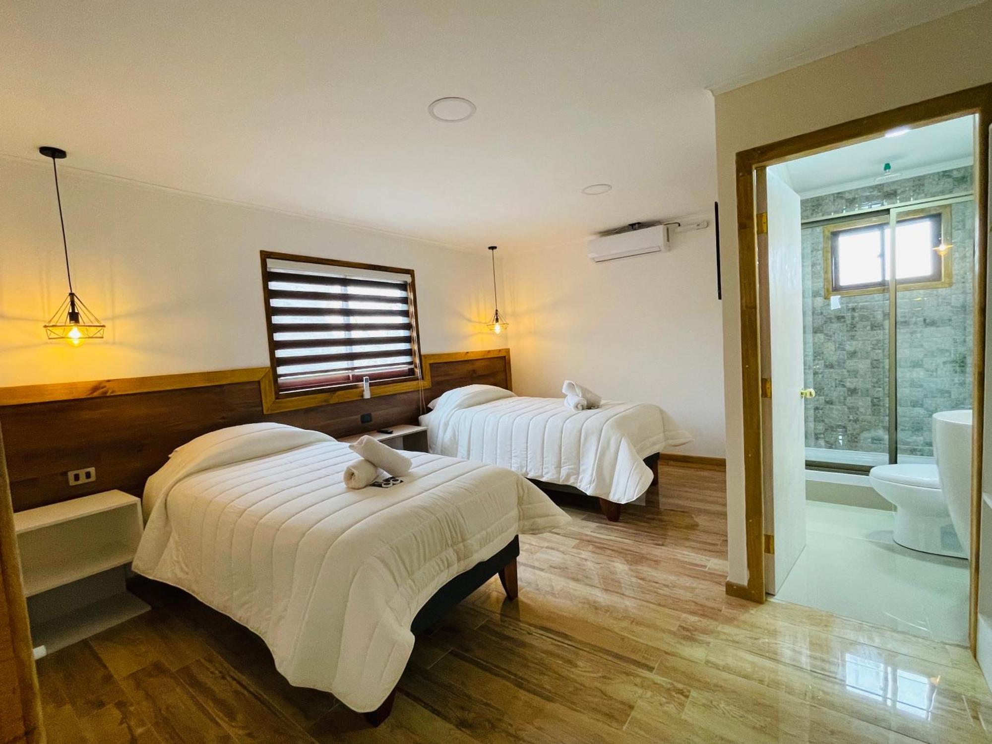 Residencial Victoria Said Hotel Linares Exterior foto