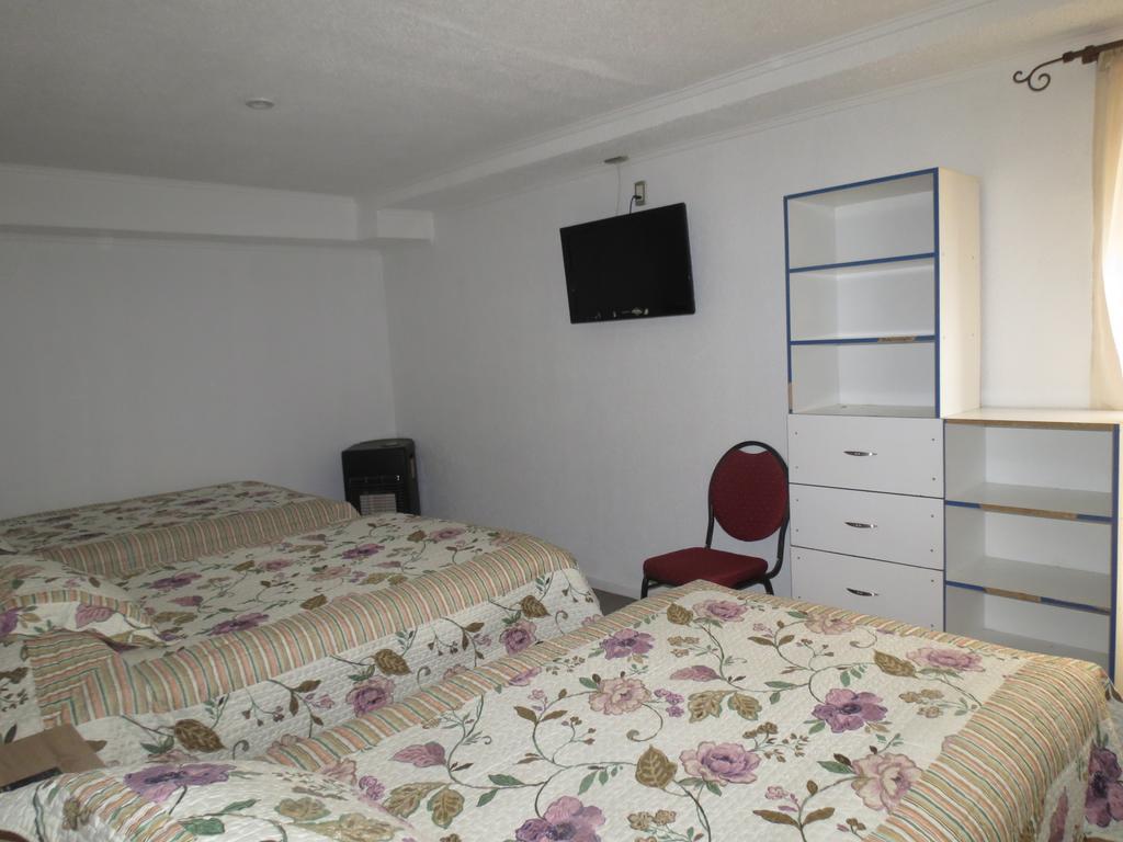 Residencial Victoria Said Hotel Linares Exterior foto